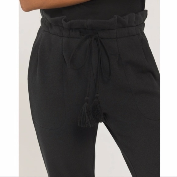 Something Navy Meghan Paperbag Sweatpants - Picture 2 of 5